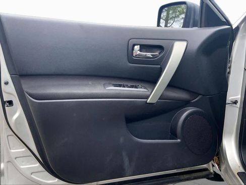 Used 2013 Nissan Rogue S FWD image 21
