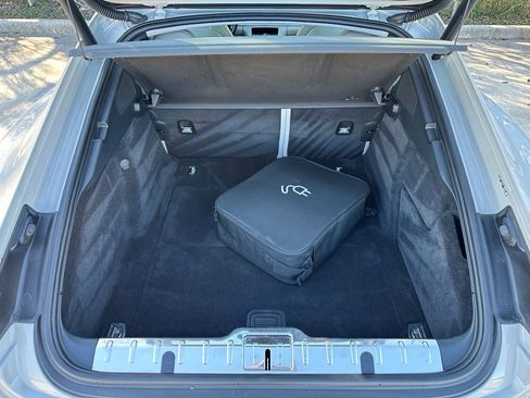 Used 2018 Porsche Panamera 4 image 33