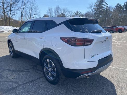 Used 2025 Chevrolet Blazer LT AWD/4WD image 5