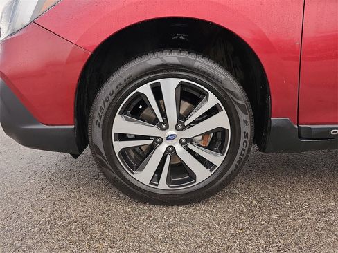 Used 2019 Subaru Outback 2.5i Limited image 37