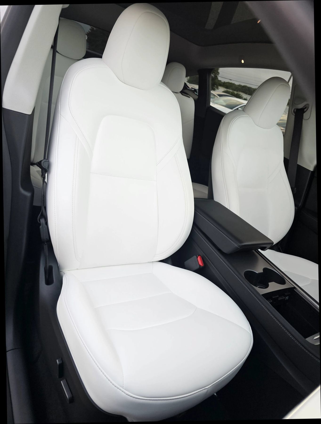 Used 2023 Tesla Model Y Performance AWD/4WD image 25