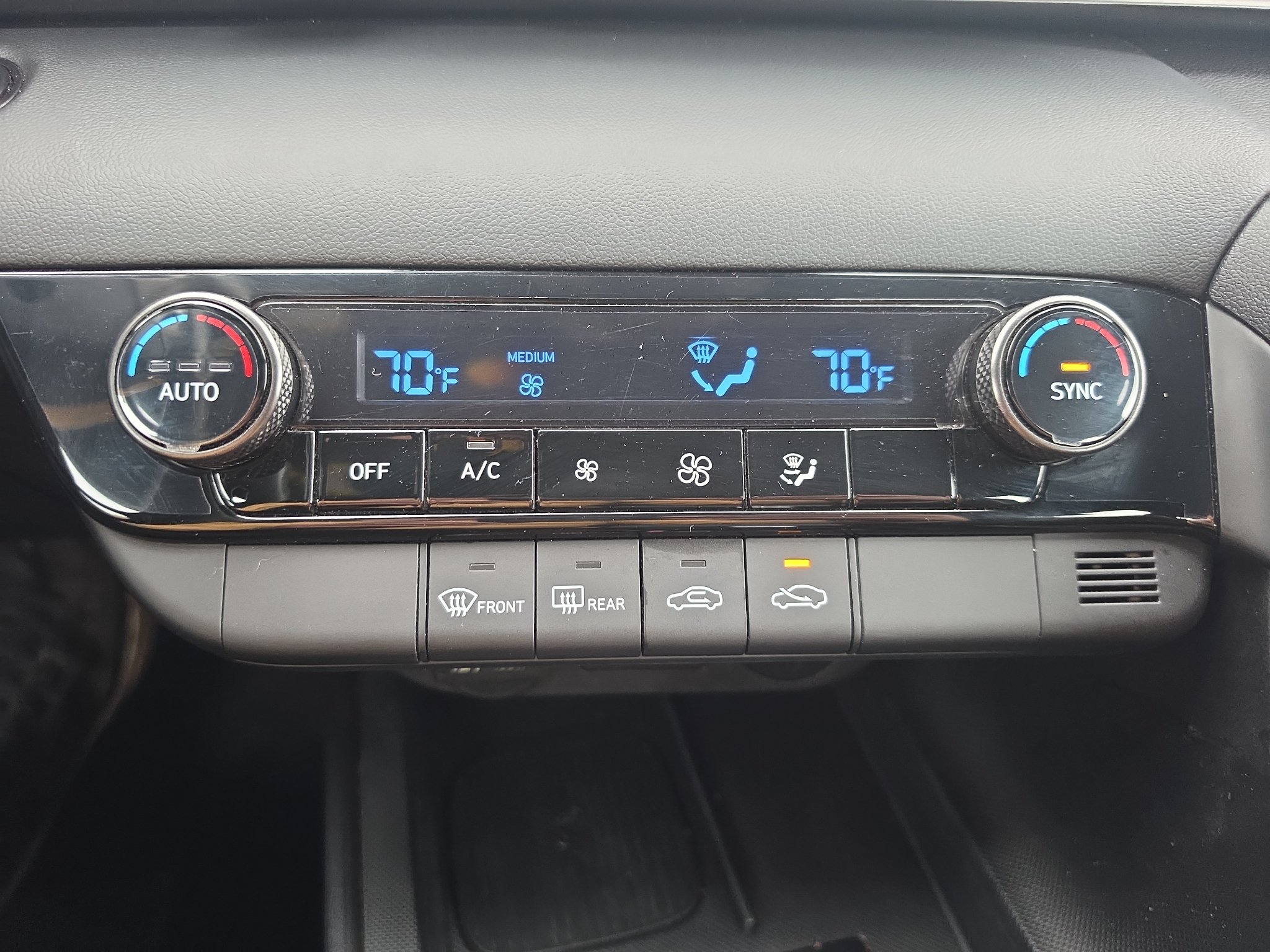 Used 2025 Hyundai Elantra Sport FWD image 26