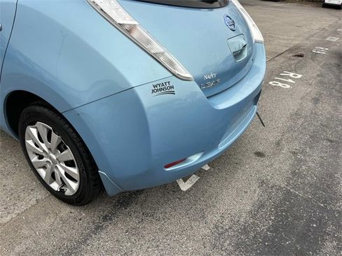 Used 2015 Nissan Leaf S w/ Charge Package image 10