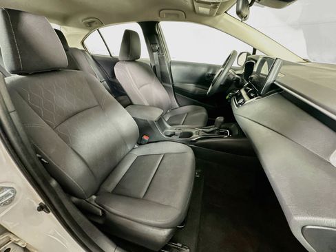Used 2024 Toyota Corolla LE FWD image 27