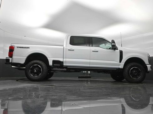 New 2026 Ford F250 Lariat w/ Tremor Off-Road Package AWD/4WD image 39