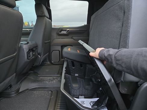 New 2026 GMC Sierra 1500 AT4 w/ Technology Package image 30