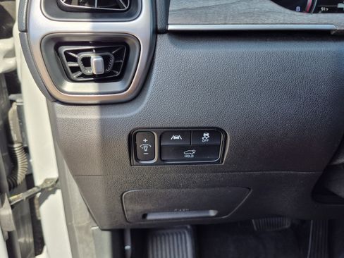 Used 2022 Kia Sorento EX w/ Panoramic Sunroof Package FWD image 29