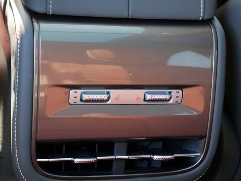 Certified 2025 Lincoln Nautilus Black Label AWD/4WD image 15