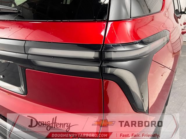 New 2026 Chevrolet Traverse RS w/ LPO, Floor Liner Package FWD image 15