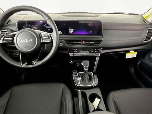 New 2026 Kia Seltos EX w/ EX Sunroof Package FWD image 6