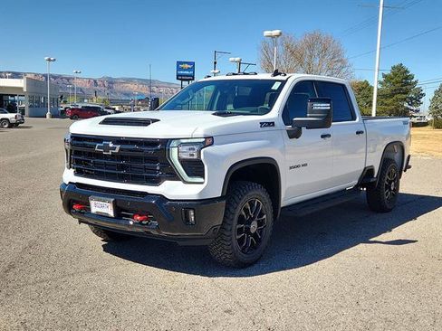 New 2026 Chevrolet Silverado 3500 LT w/ Trail Boss Package image 2