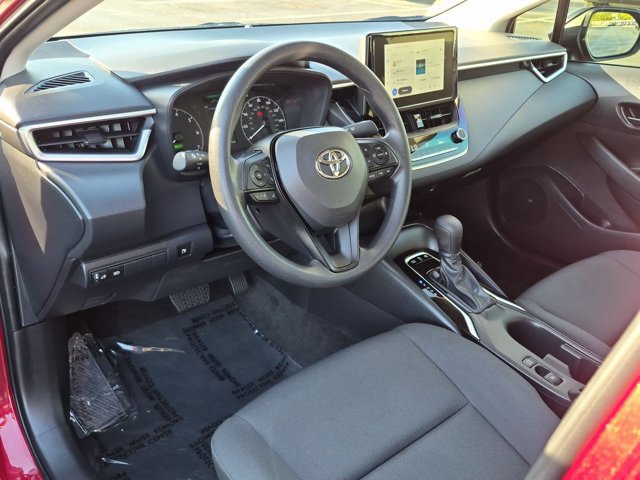 Certified 2025 Toyota Corolla LE w/ Convenience Package FWD image 4