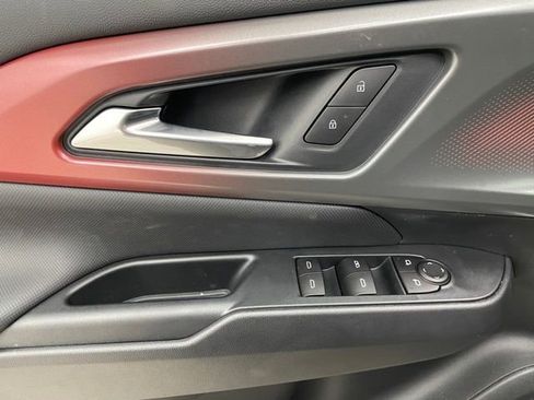 New 2026 Chevrolet Equinox EV RS image 10