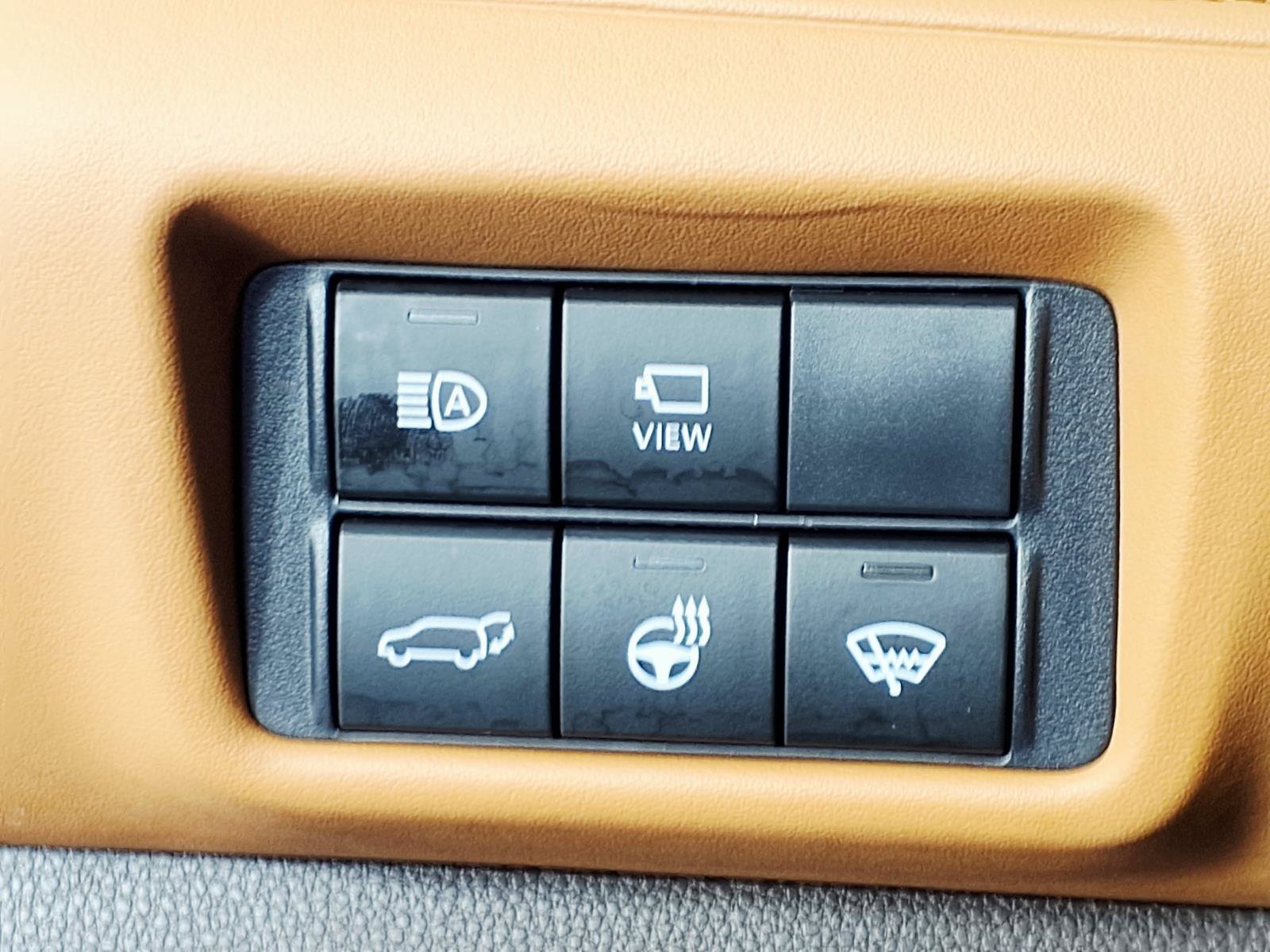 Used 2022 Toyota Highlander Platinum AWD/4WD image 17