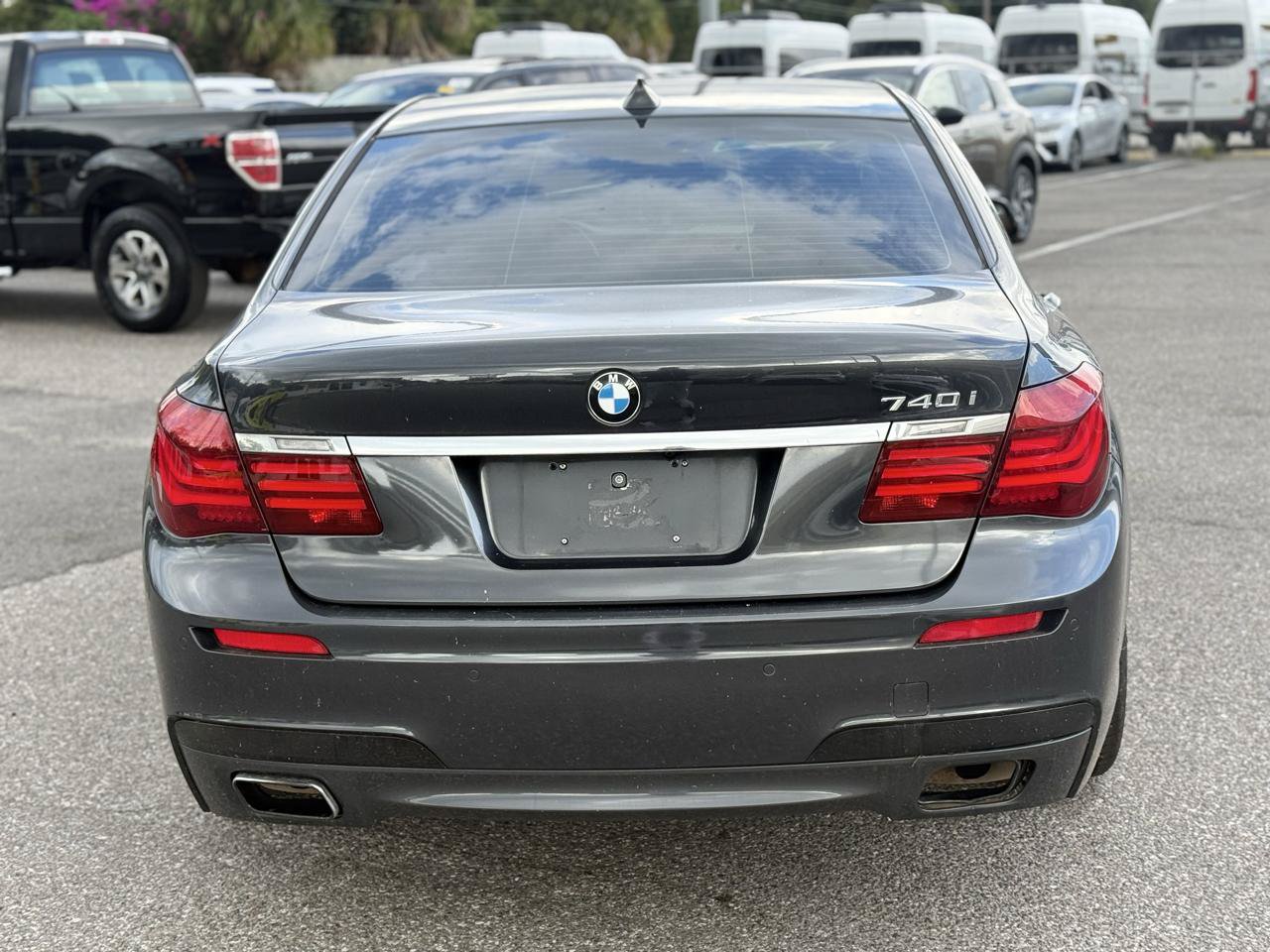 Used 2015 BMW 740i RWD image 22