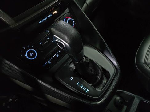 Used 2023 Ford Transit Connect XL image 24