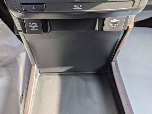 Used 2019 Honda Odyssey Elite image 23