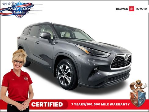 Used 2025 Toyota Highlander XLE AWD/4WD image 1