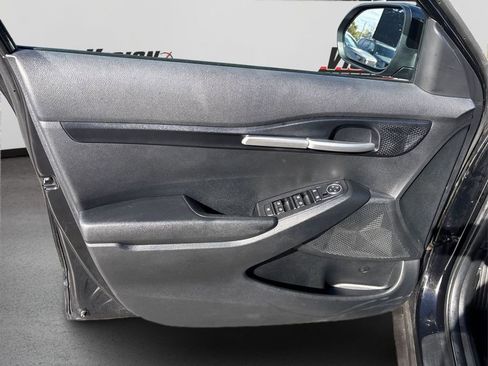 Certified 2023 Kia Seltos LX image 21