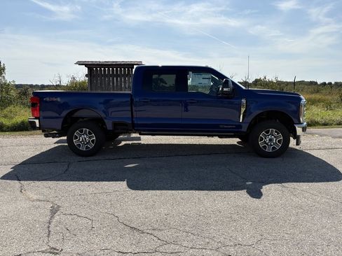New 2026 Ford F250 Lariat w/ Lariat Ultimate Package image 9