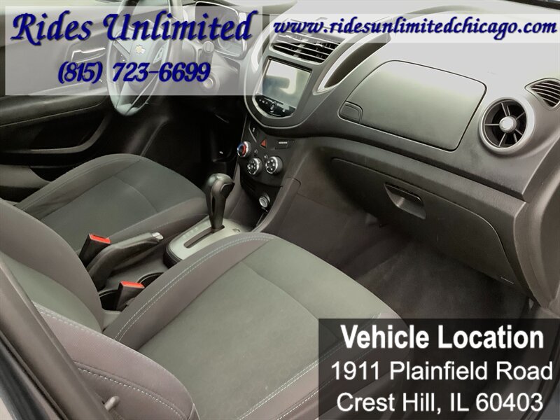 Used 2016 Chevrolet Trax LS FWD image 32