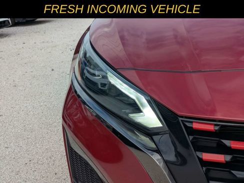 Used 2023 Nissan Altima 2.5 SR AWD/4WD image 9