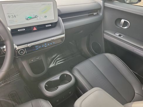 Certified 2023 Hyundai Ioniq 5 Limited w/ Cargo Package image 35