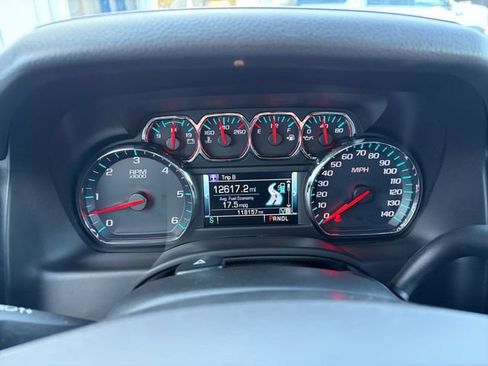 Used 2020 GMC Yukon XL SLT image 9