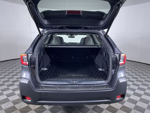 Certified 2025 Subaru Outback Premium w/ Popular Package #1A image 25