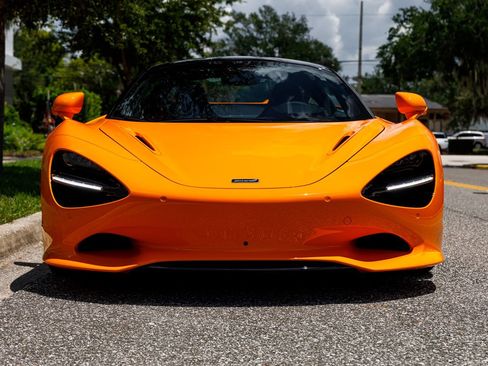 New 2027 McLaren 750S RWD image 24