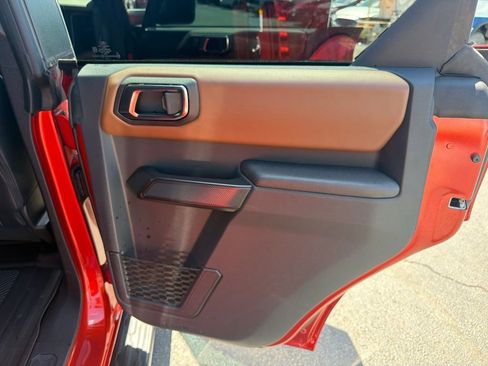 Certified 2024 Ford Bronco Outer Banks AWD/4WD image 38