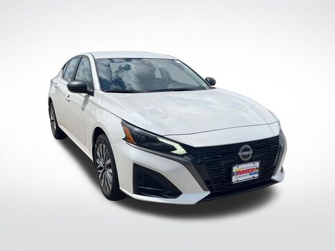 New 2026 Nissan Altima 2.5 SV AWD/4WD image 7