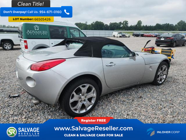 Used 2006 Pontiac Solstice Convertible w/ Power Package RWD image 4