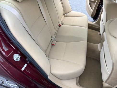 Used 2011 Honda Accord LX image 27