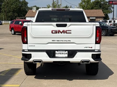 Used 2025 GMC Sierra 1500 AT4 AWD/4WD image 4