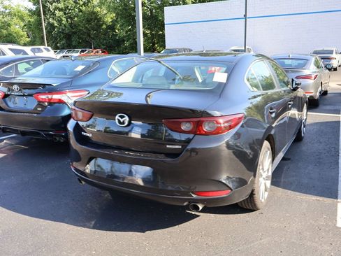 Used 2019 MAZDA MAZDA3 Sedan w/ Select Package FWD image 5