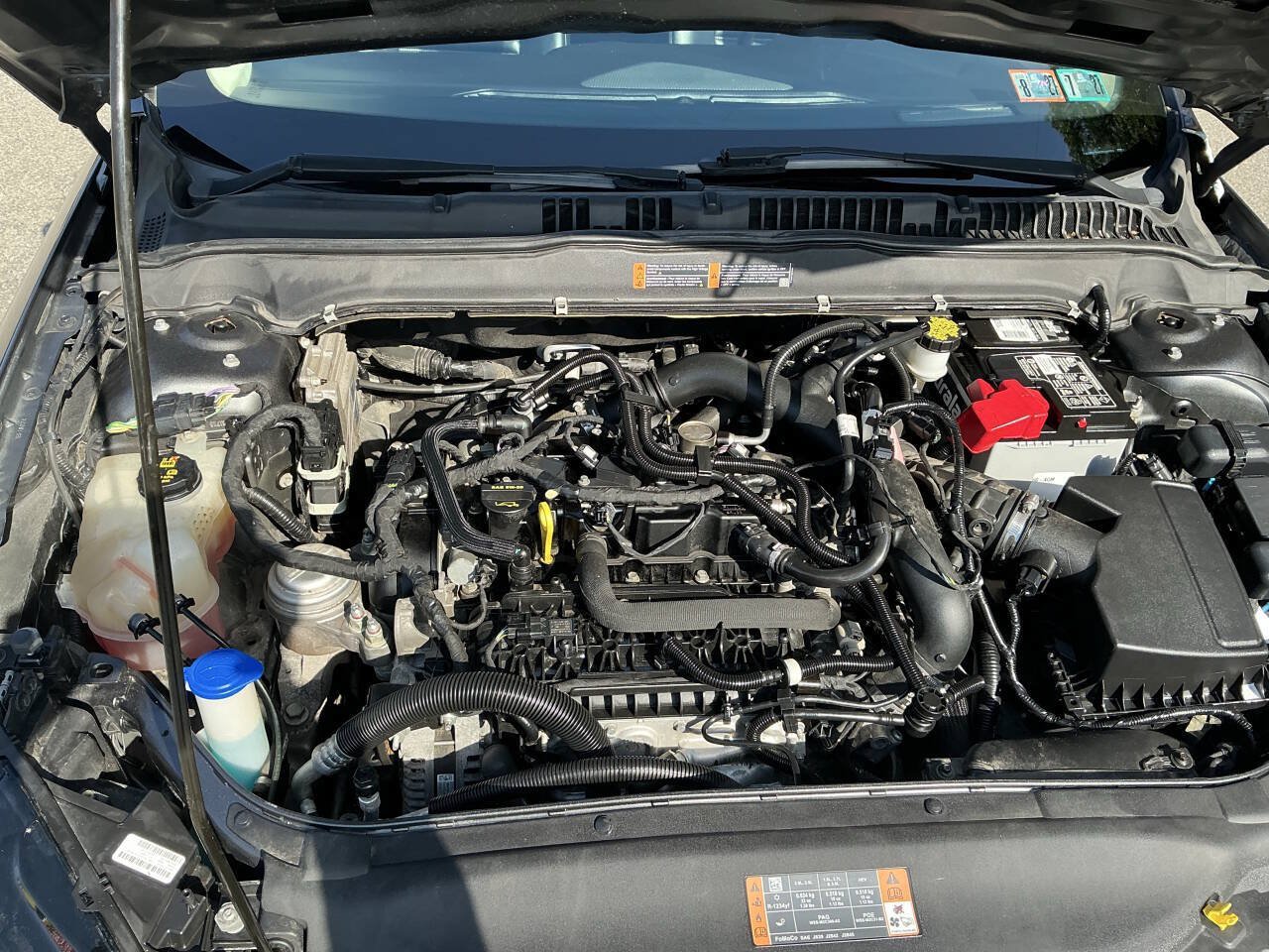 Used 2019 Ford Fusion SEL FWD image 15