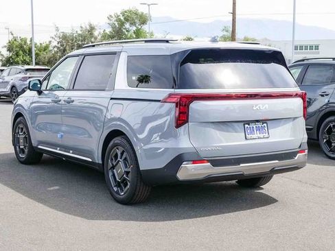 New 2026 Kia Carnival SX FWD image 5