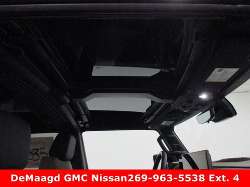 New 2026 GMC Hummer EV SUV image 23