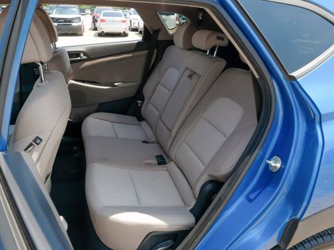 Used 2018 Hyundai Tucson Value w/ Cargo Package image 42