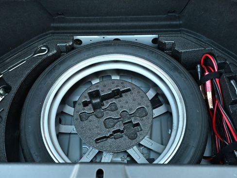 Used 2014 Nissan 370Z Touring w/ Sport Package image 34