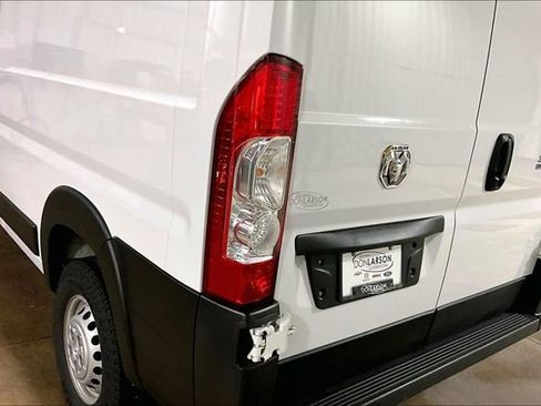 Used 2025 RAM ProMaster 3500 w/ Convenience Group FWD image 8