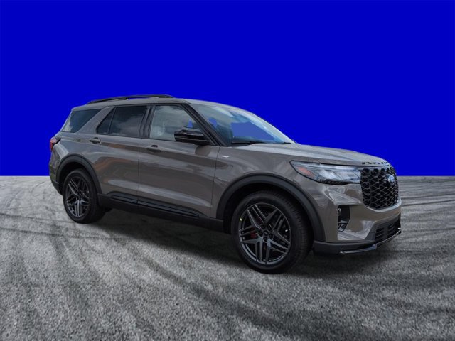 New 2026 Ford Explorer ST-Line w/ ST-Line Street Pack RWD image 2