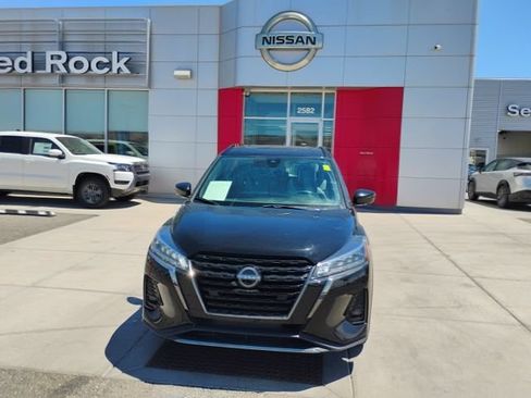 Used 2024 Nissan Kicks SR w/ SR Premium Package FWD image 2