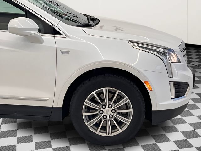Used 2017 Cadillac XT5 Luxury FWD image 5