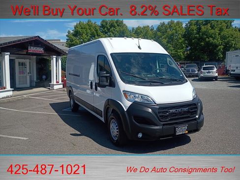 Used 2025 RAM ProMaster 2500 w/ Convenience Group FWD image 3
