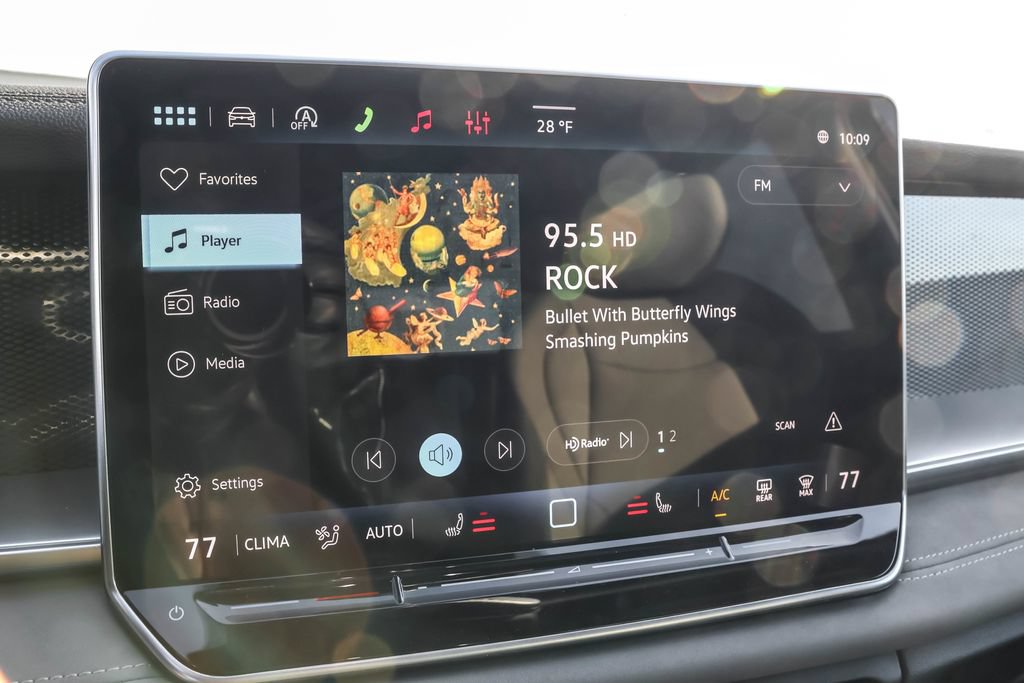 Certified 2026 Volkswagen Tiguan SE R-Line AWD/4WD image 22
