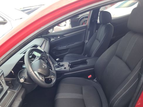 Used 2018 Honda Civic Sport image 13