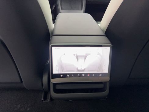 Used 2025 Tesla Model 3 Long Range image 66