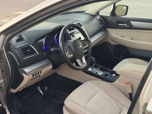 Used 2016 Subaru Outback 2.5i Premium image 9